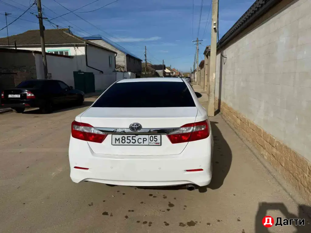 Toyota Camry, 2013 года