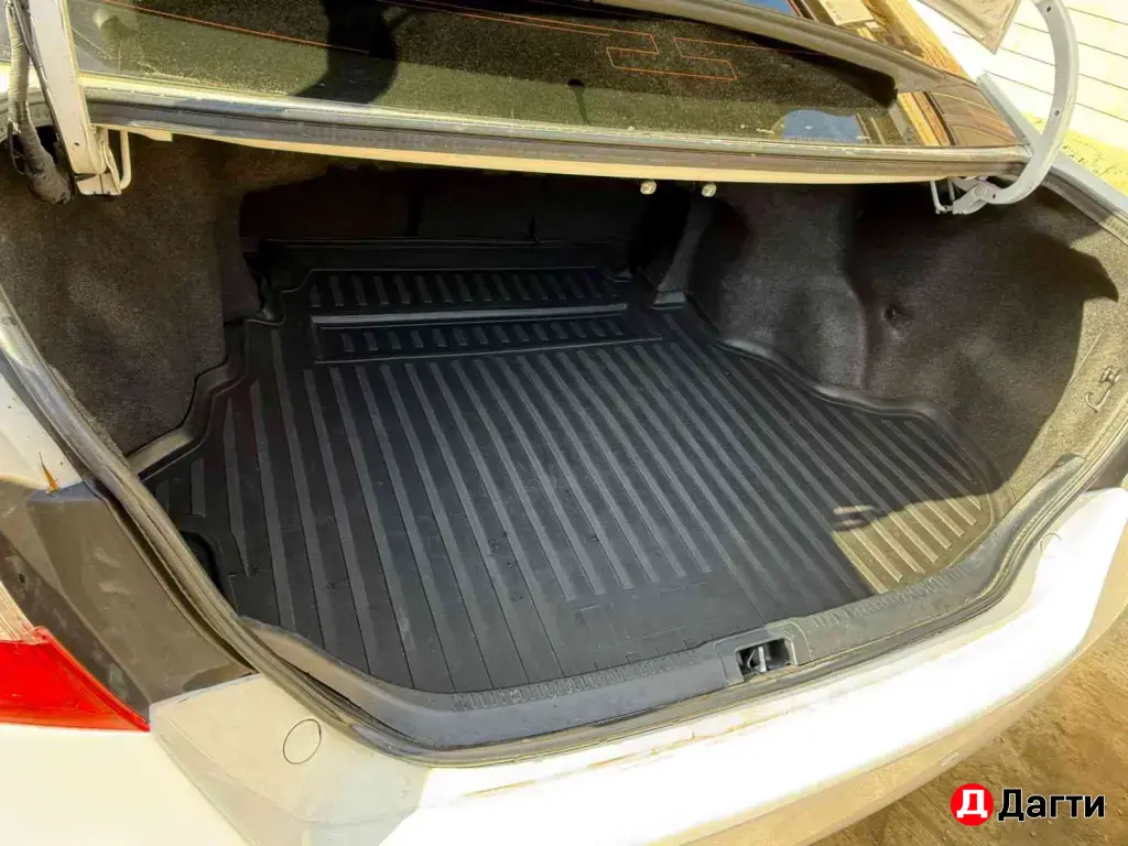 Toyota Camry, 2013 года