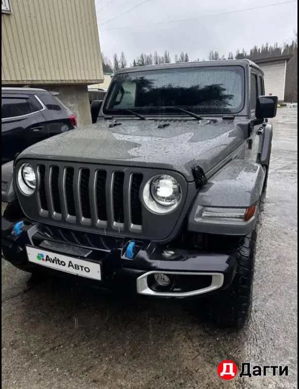 Jeep Wrangler, 2022 года