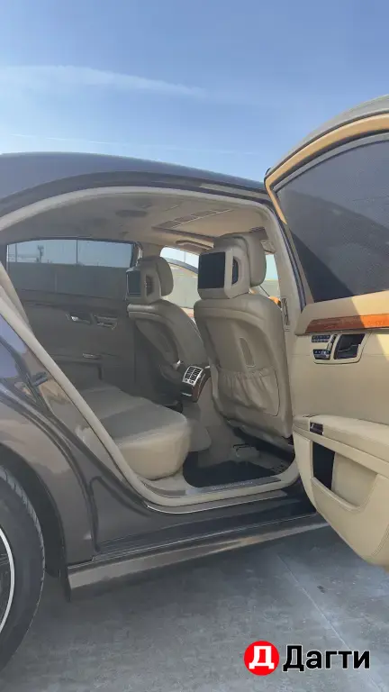 Mercedes-Benz S-Класс, 2012 года