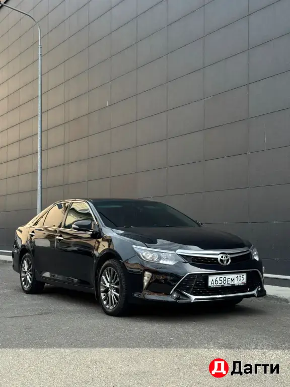Toyota Camry, 2017 года