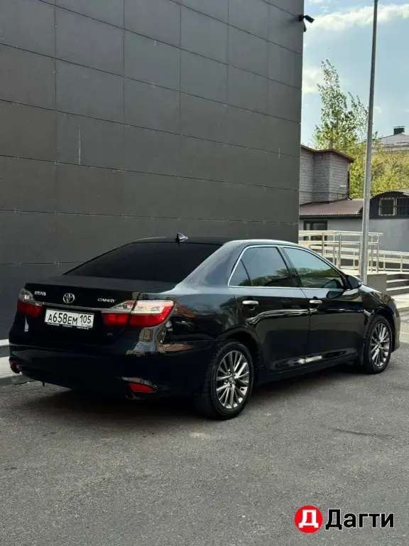Toyota Camry, 2017 года