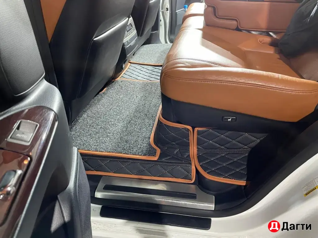 Lexus LX, 2013 года