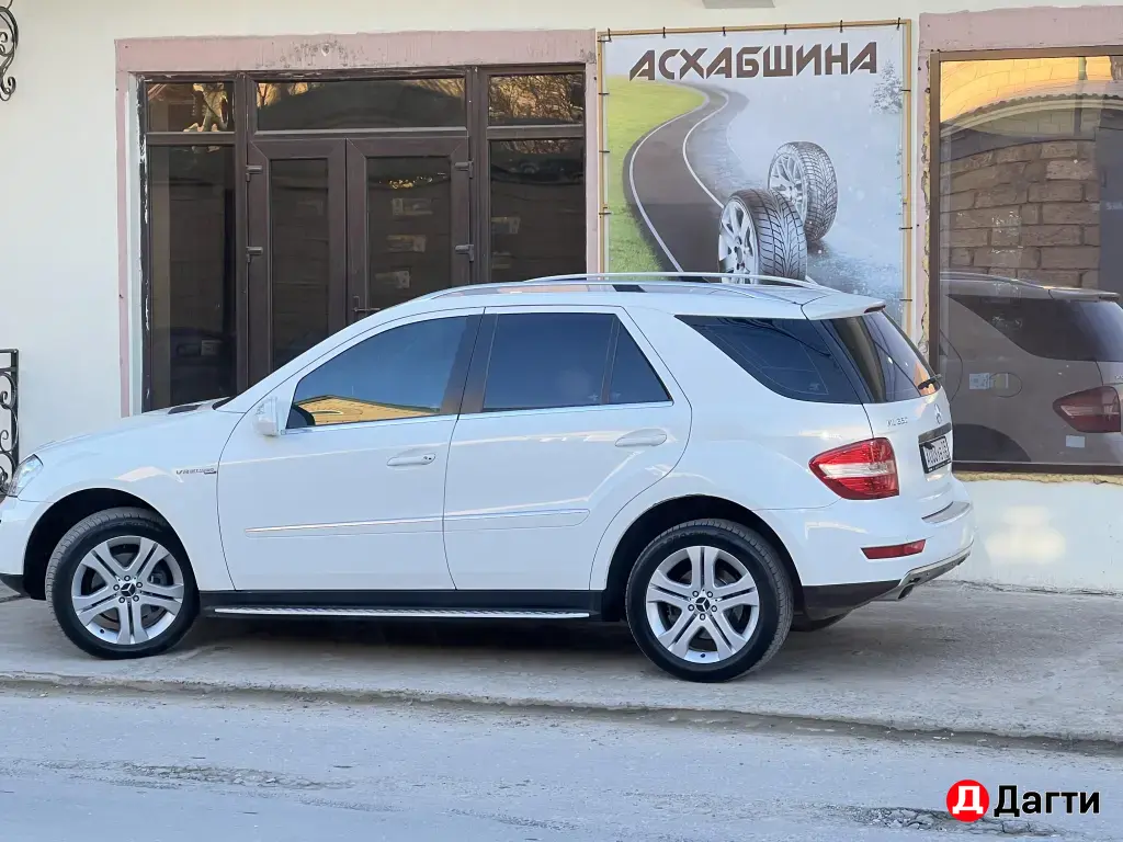 Mercedes-Benz M-Класс, 2009 года