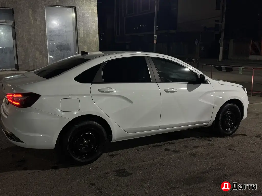 LADA (ВАЗ) Vesta, 2023 года