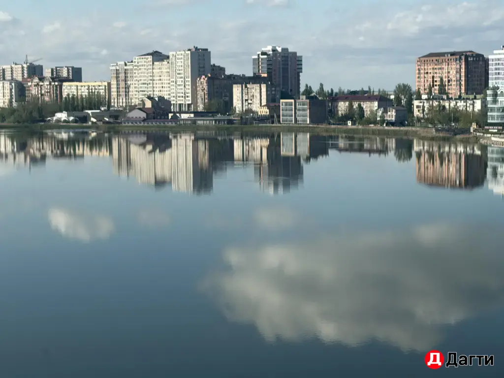 Квартира с видом на озеро