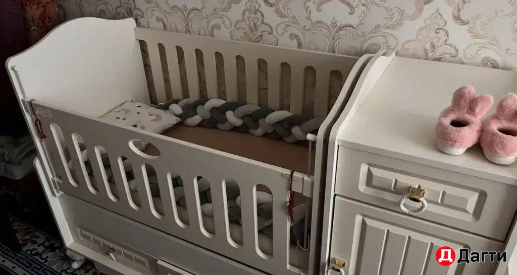 Детская кровать Lotus, от Lovely baby