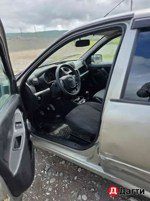 LADA (ВАЗ) Granta, 2013 года
