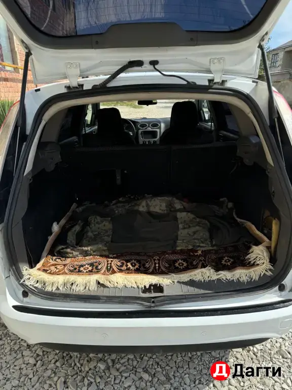 Ford Focus, 2010 года