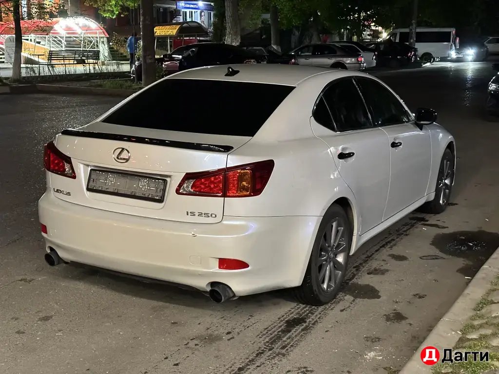 Lexus IS, 2008 года