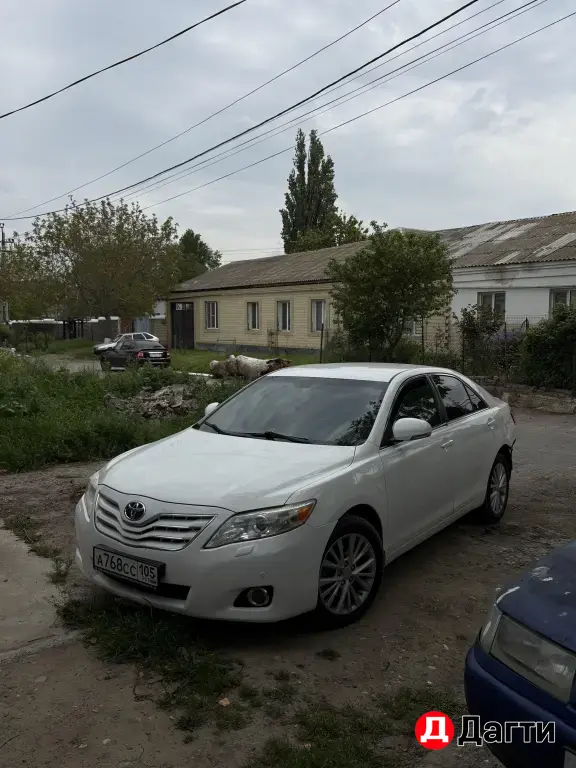 Toyota Camry, 2010 года