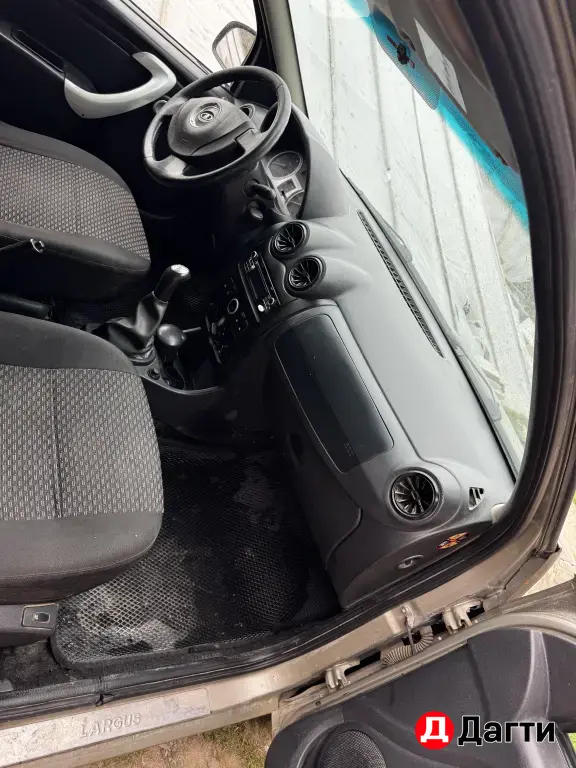 LADA (ВАЗ) Largus, 2014 года