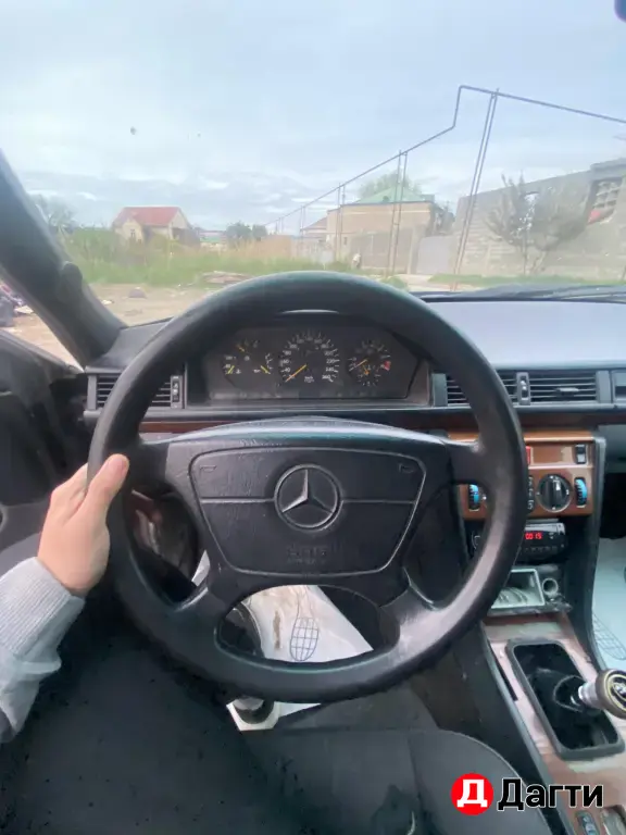 Mercedes-Benz W124, 1994 года