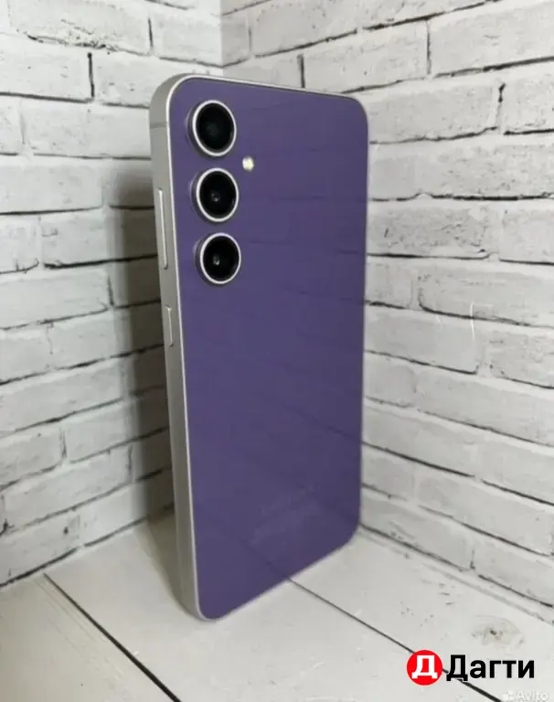Samsung Galaxy S23 FE 128GB Purple.