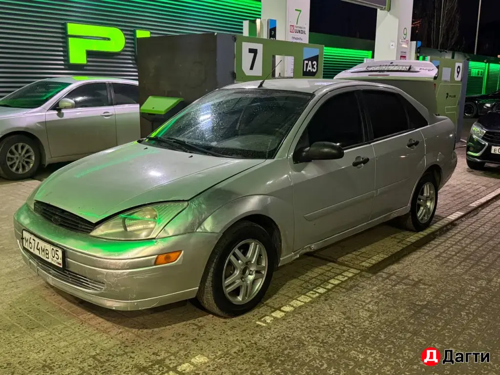 Ford Focus, 2001 года