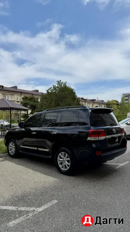 Toyota Land Cruiser, 2015 года