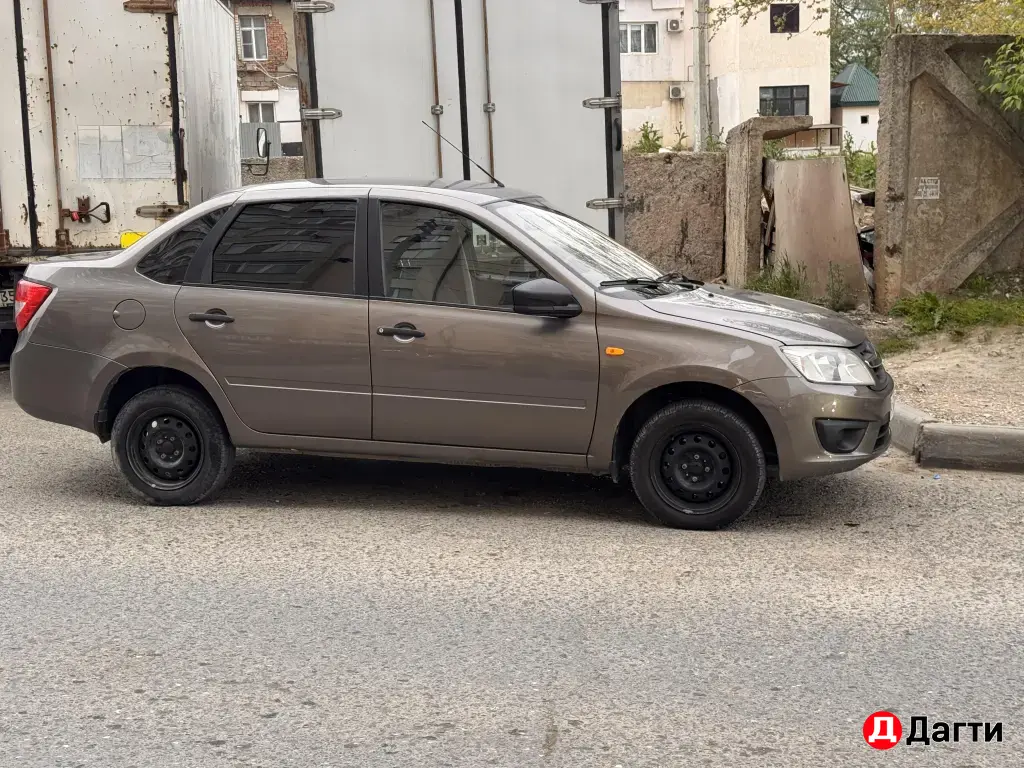 LADA (ВАЗ) Granta, 2016 года