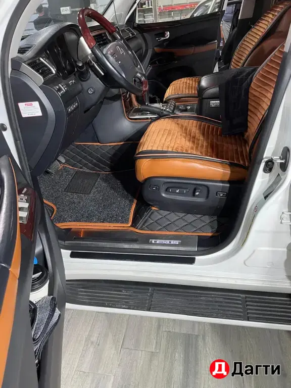 Lexus LX, 2013 года