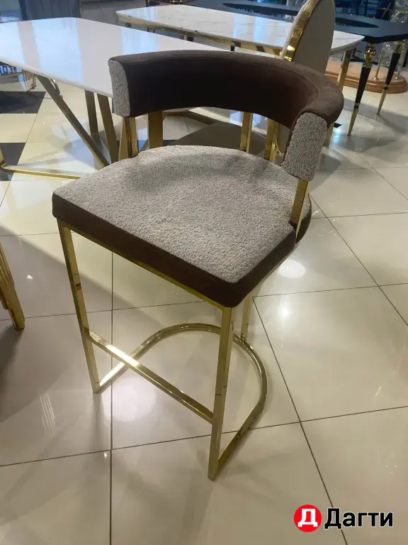 Эксклюзивные столы и стулья