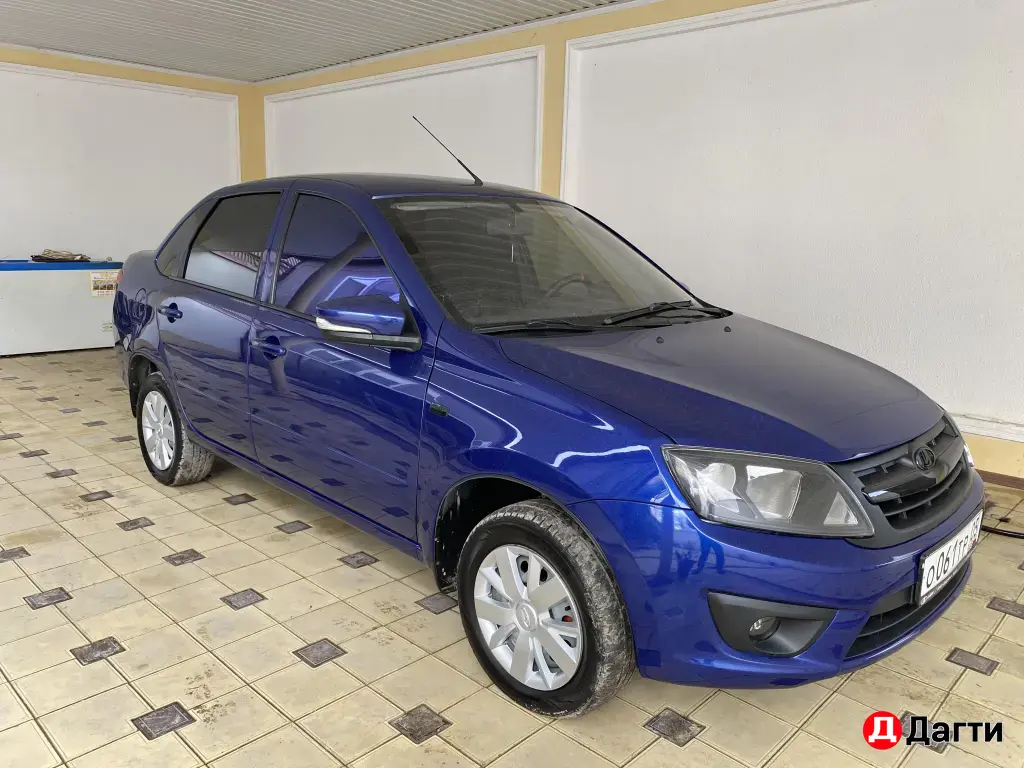 LADA (ВАЗ) Granta, 2013 года