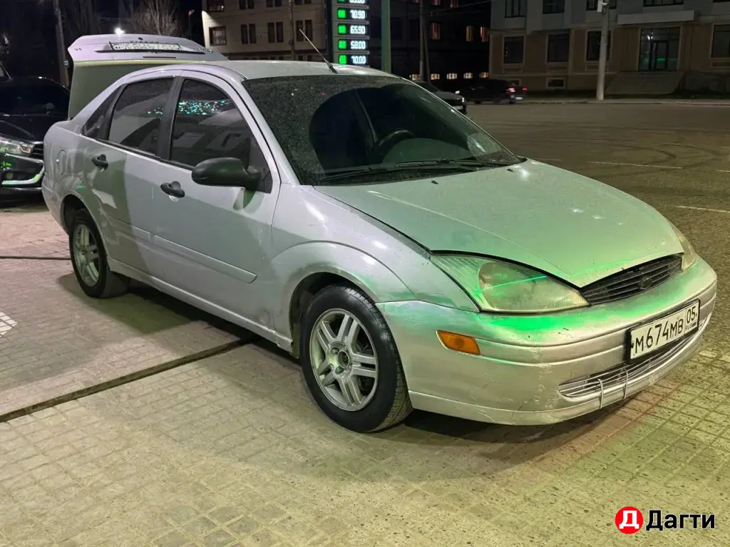 Ford Focus, 2001 года