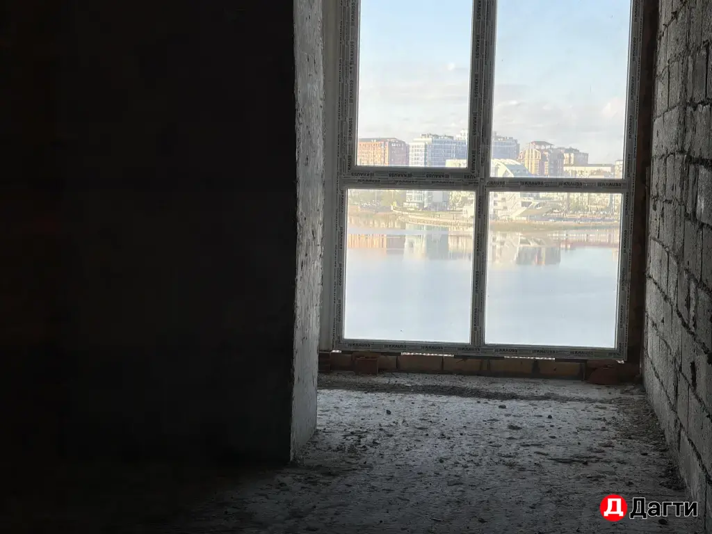 Квартира с видом на озеро