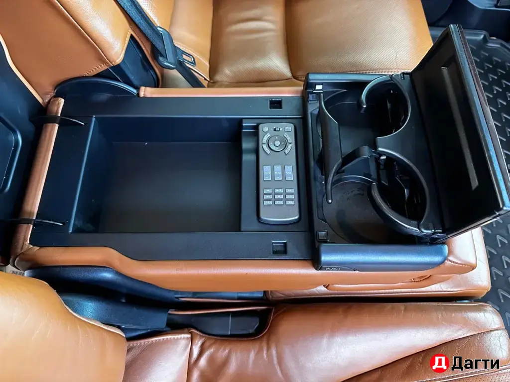 Lexus LX, 2013 года