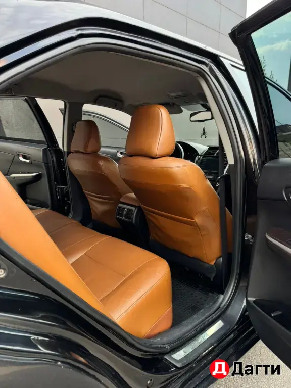 Toyota Camry, 2017 года