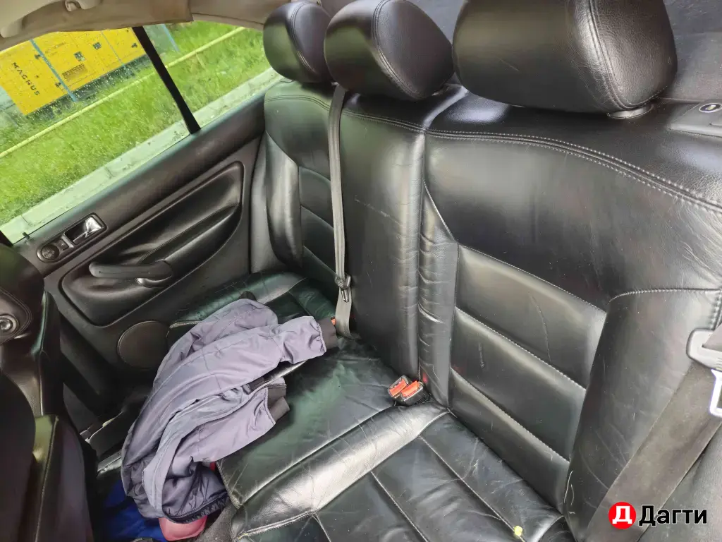 Volkswagen Jetta, 2000 года