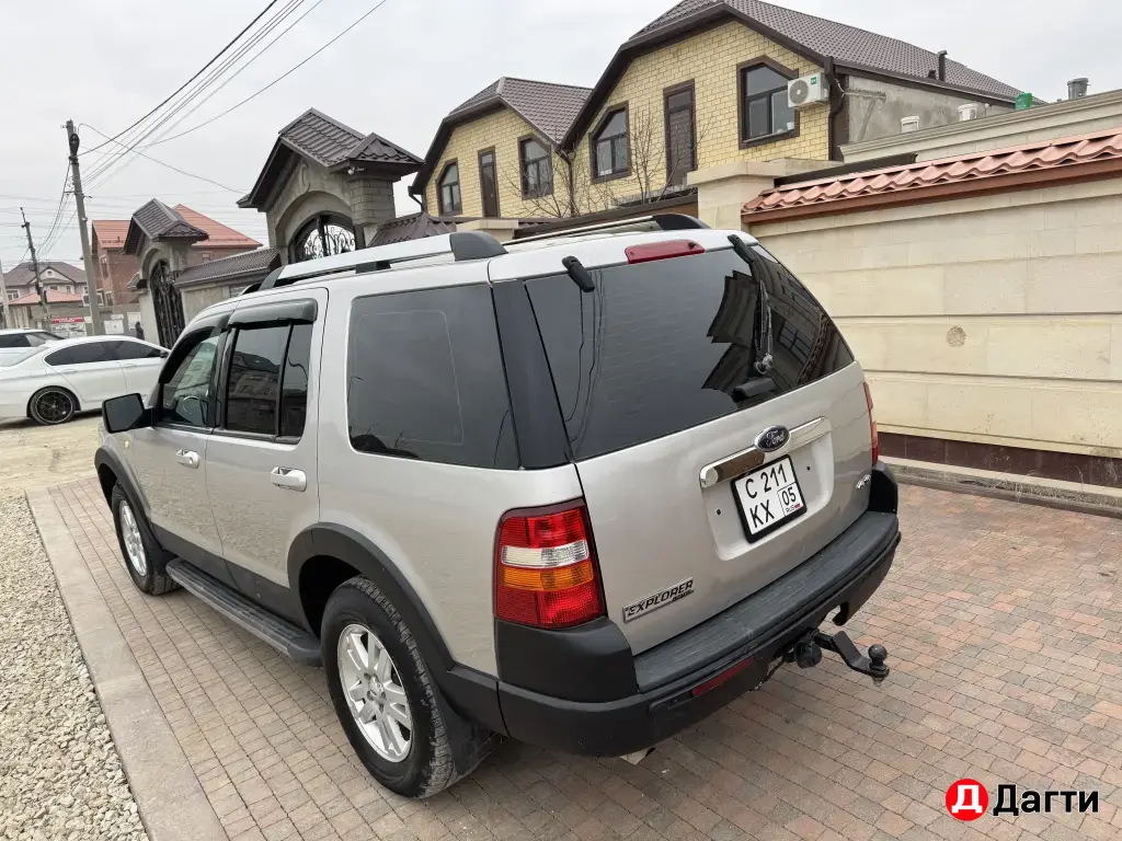 Ford Explorer, 2008 года