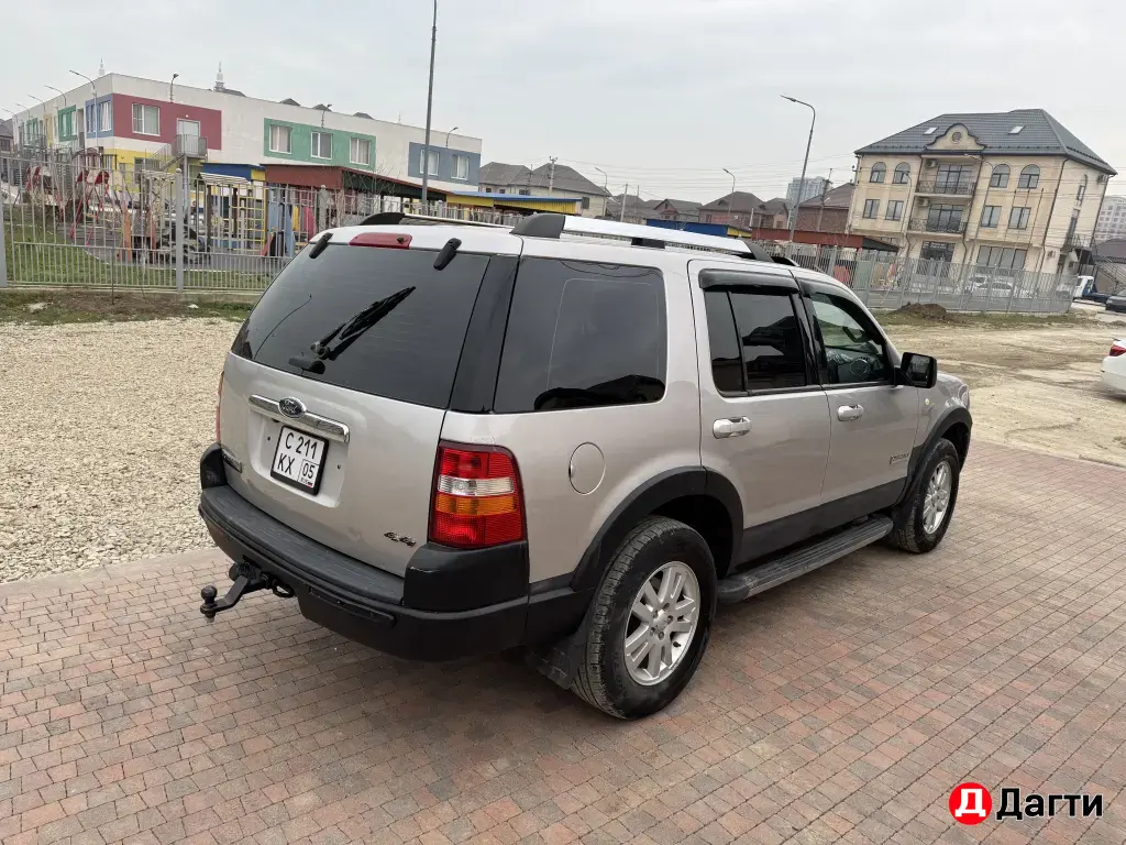 Ford Explorer, 2008 года