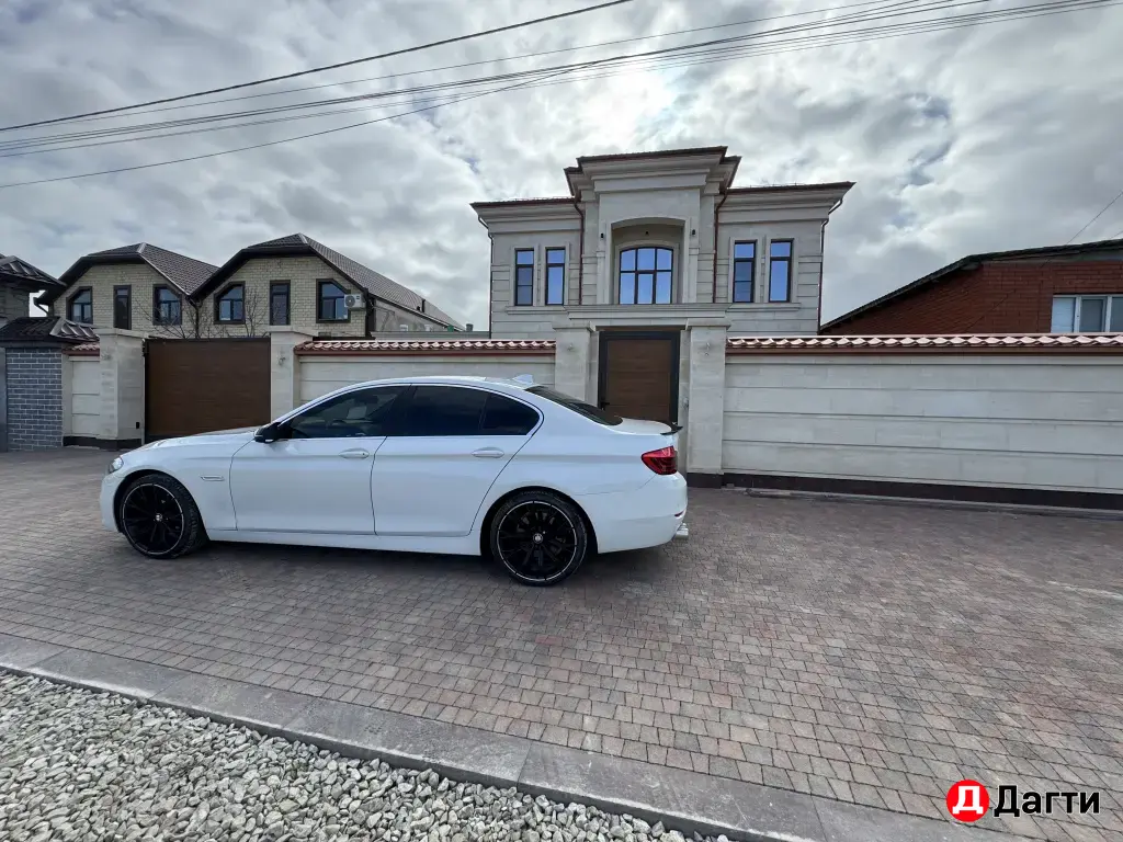 BMW 5 серии, 2014 года