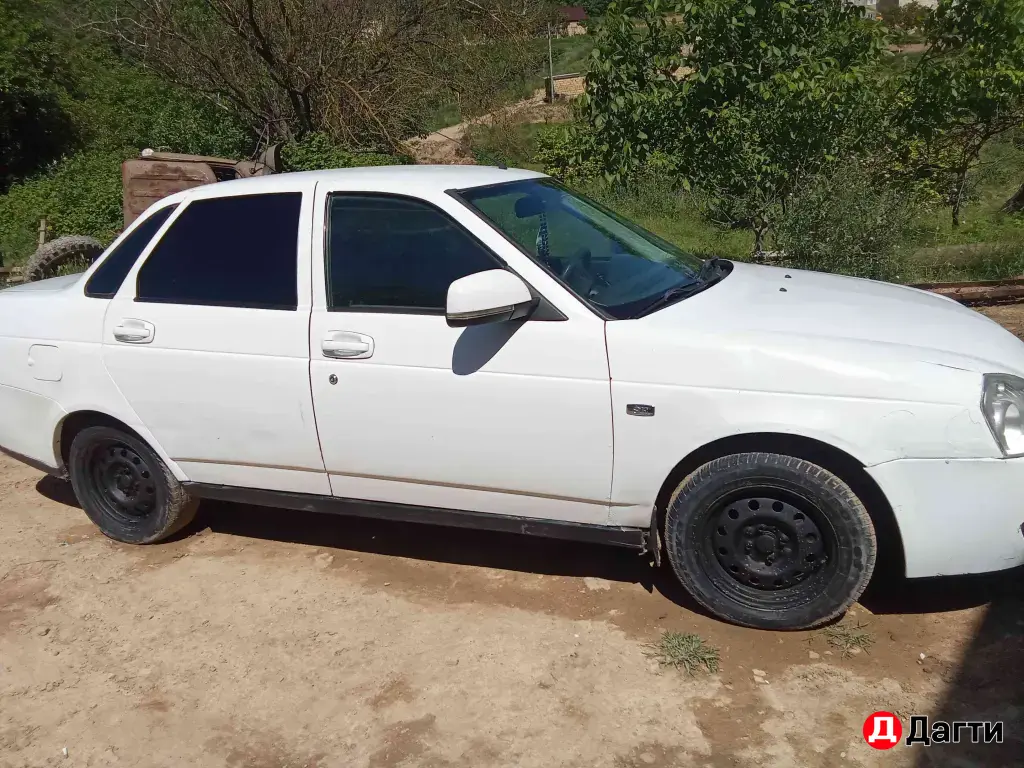 LADA (ВАЗ) Priora, 2011 года