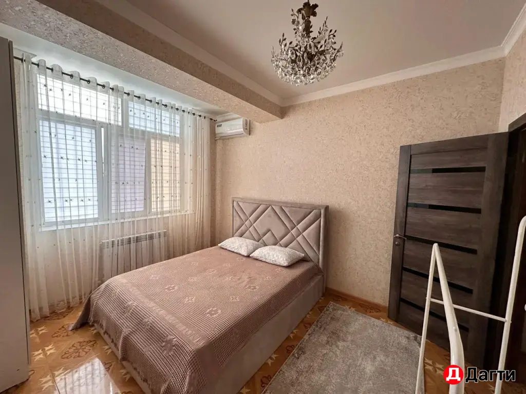 сдается на долгий срок и по месяцам уютная евродвушка на редукторном , недалеко от мфц