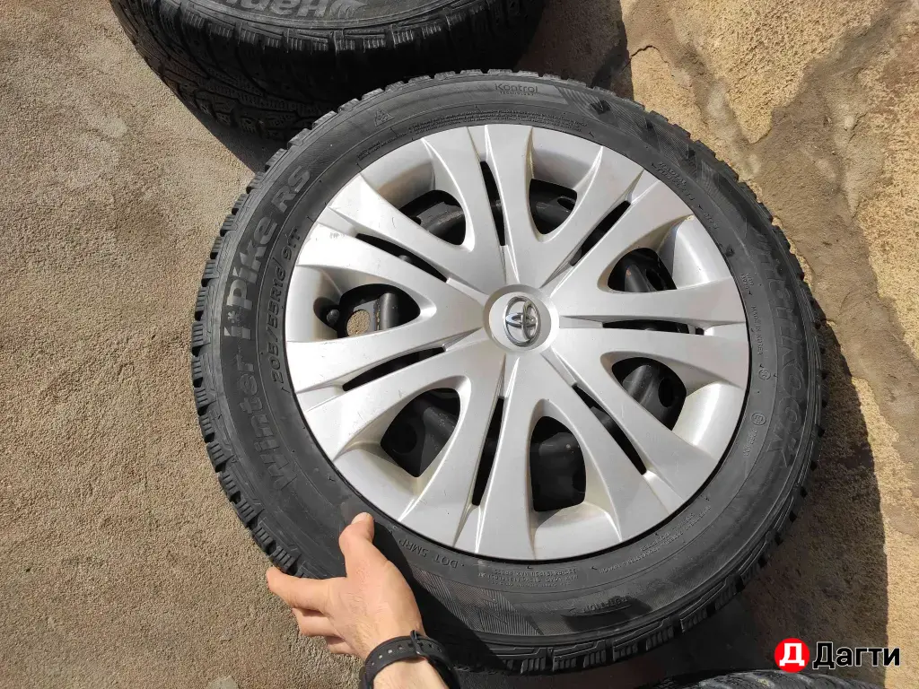 Продаю колёса Toyota Corolla в сборе 205/55 R16