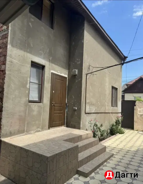 Срочно Продам 2 этажный дом в центре Махачкалы