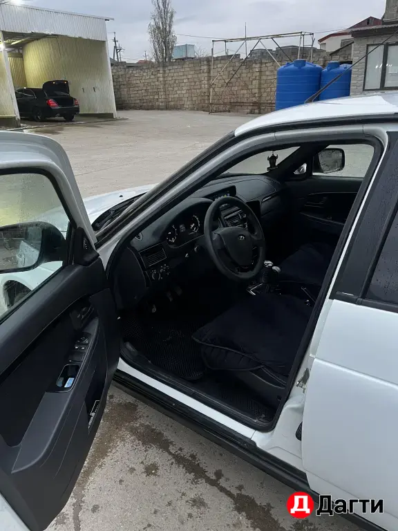 LADA (ВАЗ) Priora, 2017 года