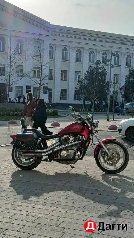 Honda shadow 1100
