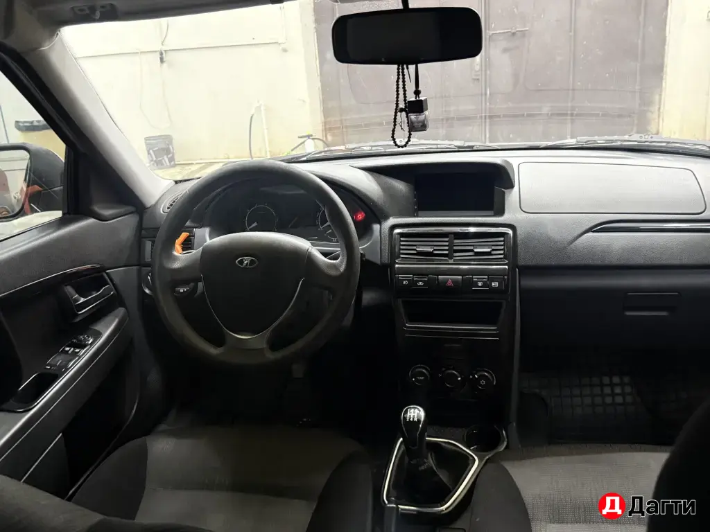 LADA (ВАЗ) Priora, 2017 года