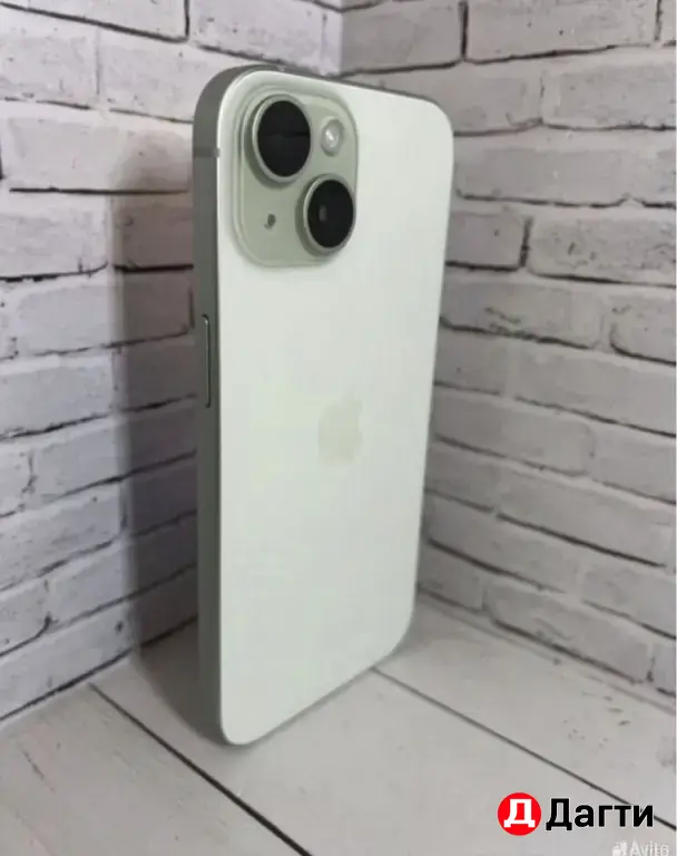 iPhone 15 128GB Green.