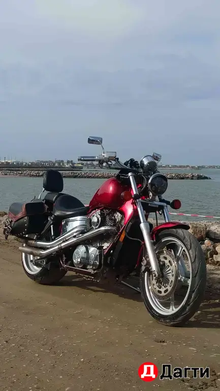 Honda shadow 1100