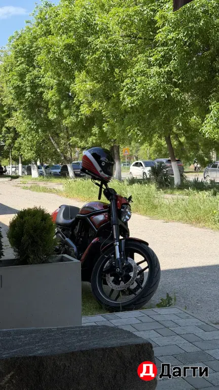 HARLEY DAVIDSON ON VRS C