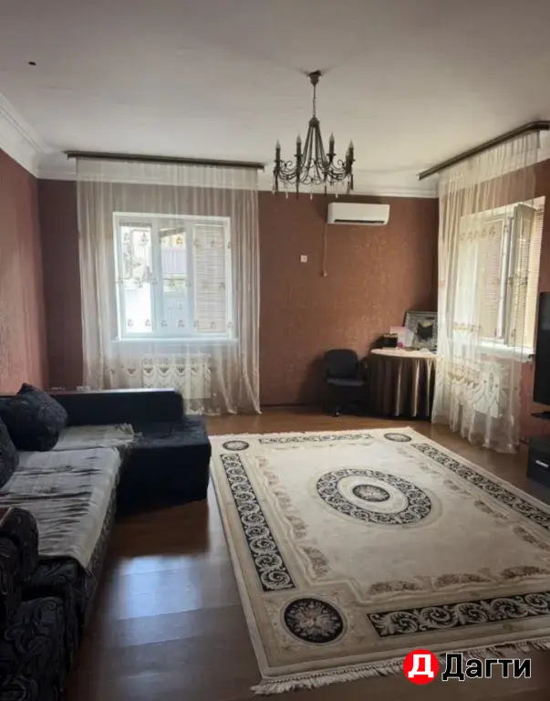Срочно Продам 2 этажный дом в центре Махачкалы