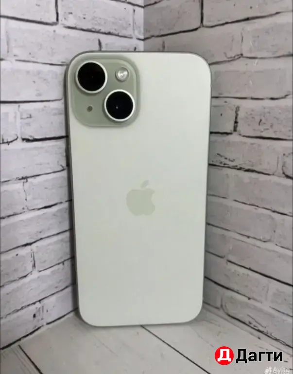 iPhone 15 128GB Green.