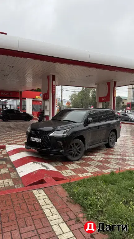 Lexus LX, 2015 года