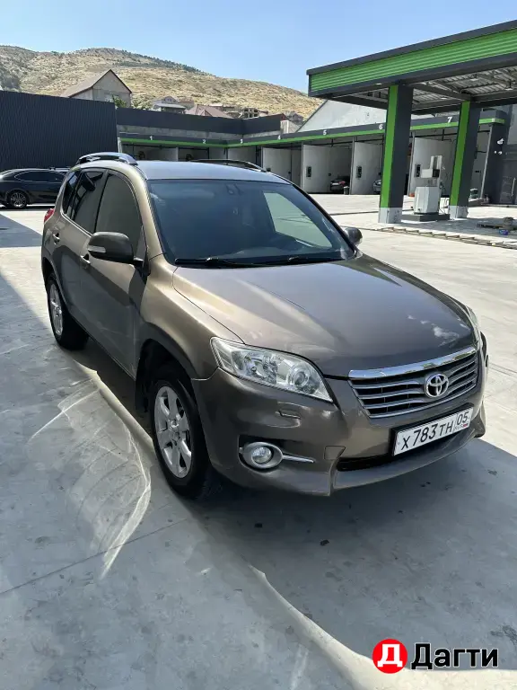 Toyota RAV4, 2010 года