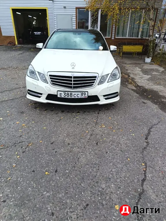 Mercedes-Benz E-Класс, 2012 года