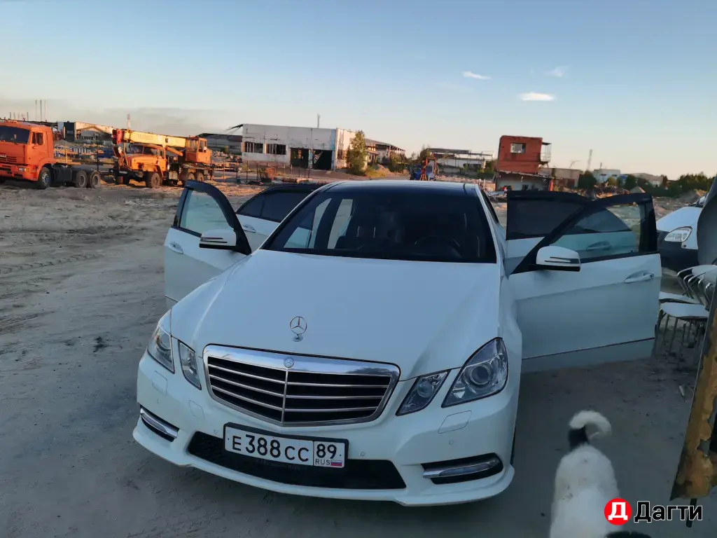 Mercedes-Benz E-Класс, 2012 года