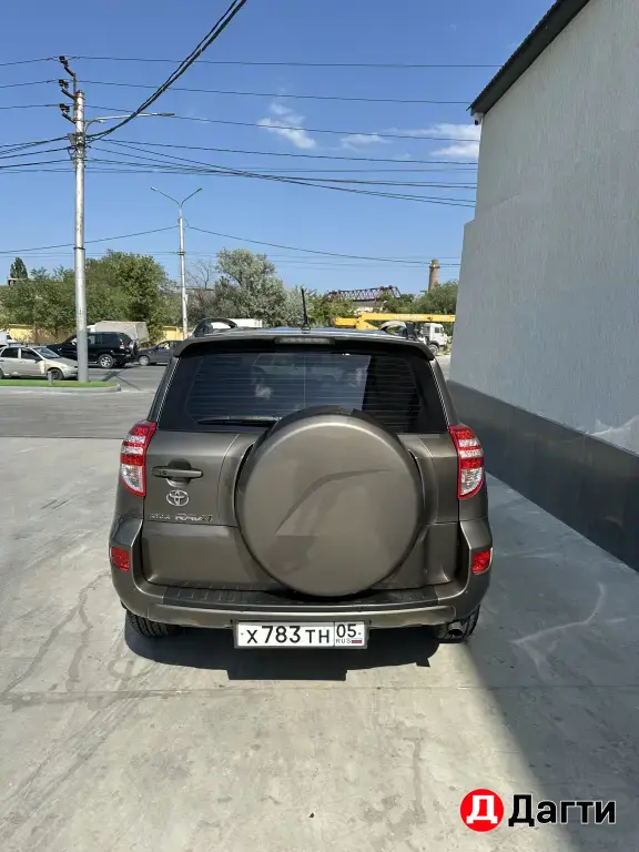 Toyota RAV4, 2010 года