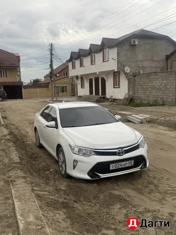 Toyota Camry, 2013 года